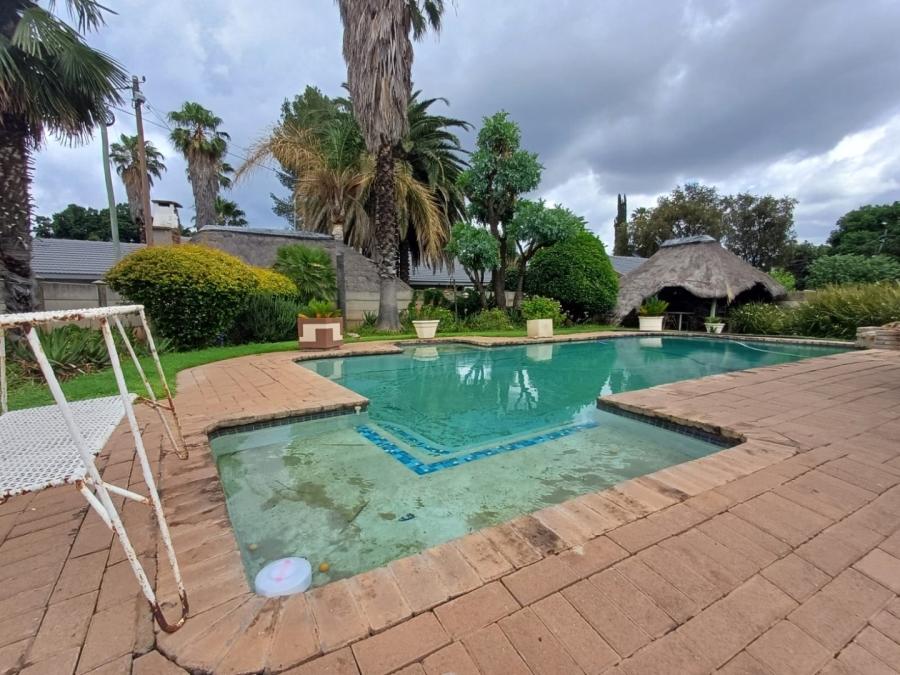 3 Bedroom Property for Sale in Flimieda North West